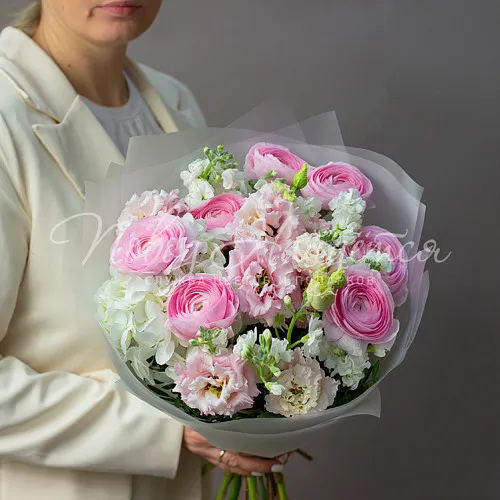 Букеты с РАНУНКУЛЮСАМИ Букет Весеннее утро